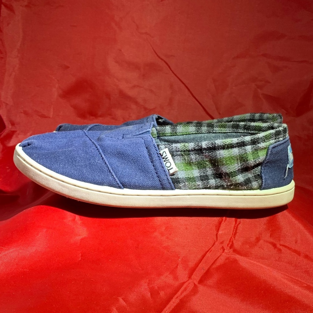 Tom’s Classic Navy & Plaid Canvas Youth Sz 3.5
